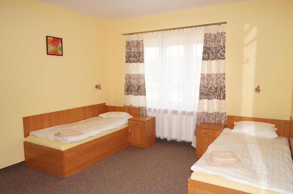 Hotel-Restauracja-Bar Rudka Ostrowiec Świętokrzyski Εξωτερικό φωτογραφία